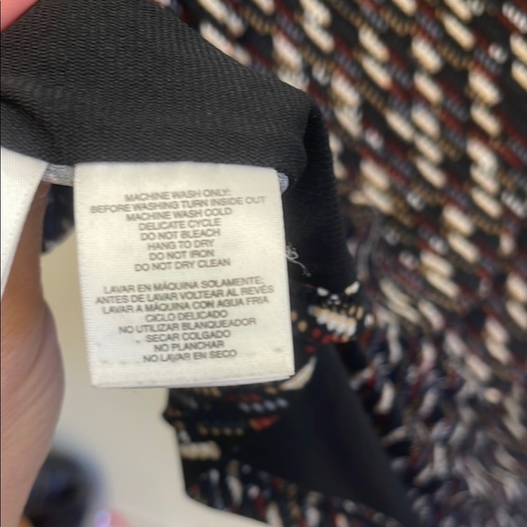 Calvin Klein Black Patterned Tunic Top size 14 slim fit - Picture 5 of 5